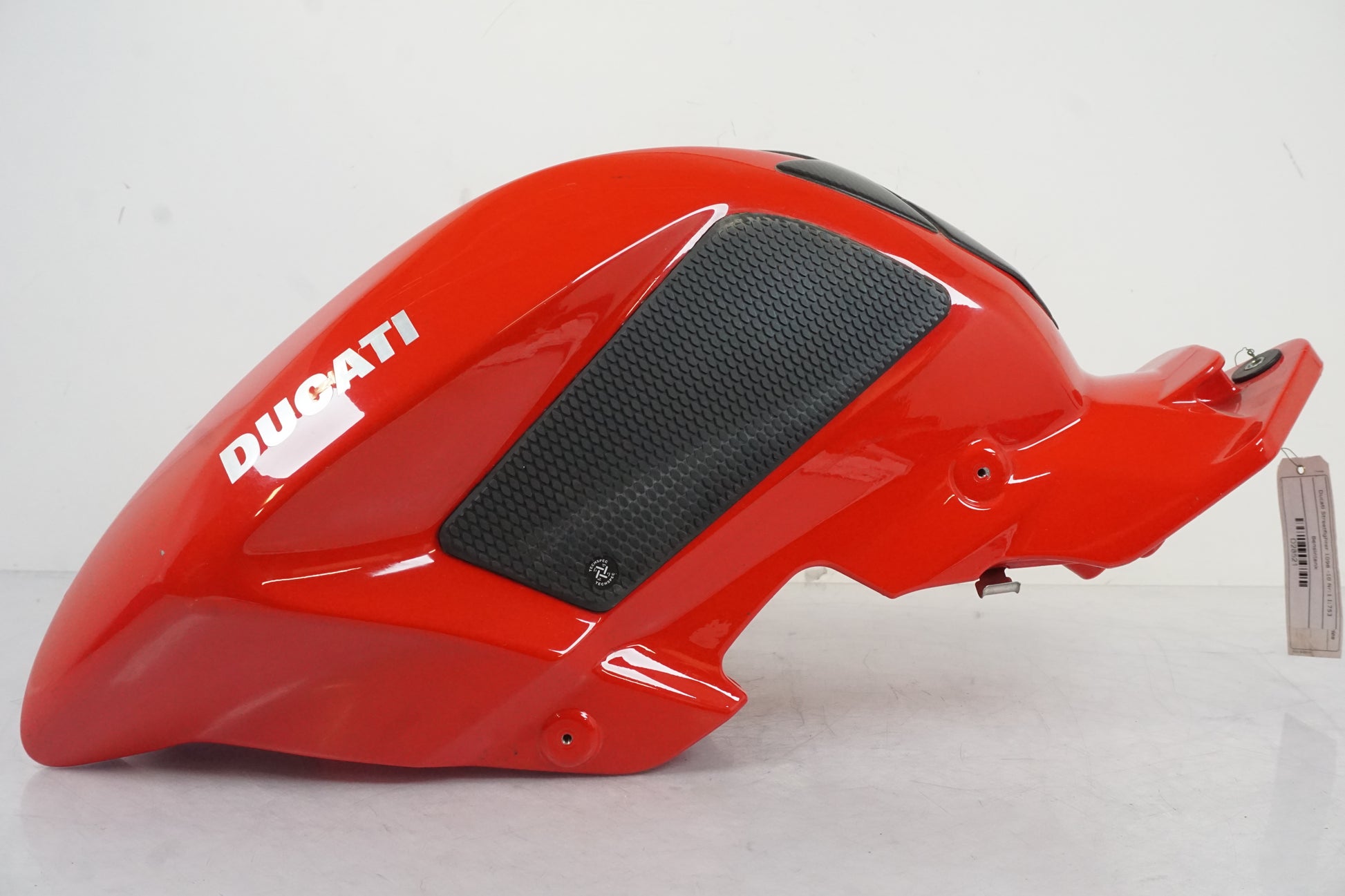 Höger sida på Bensintank från en Ducati Streetfighter 1098 -2010 motorcykel.