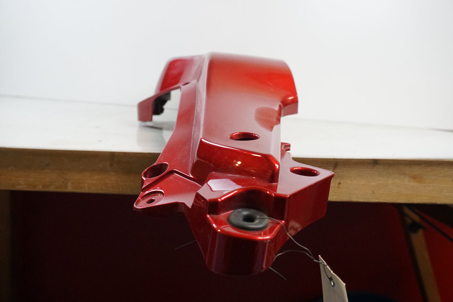 Snett uppifrån på Bakvinge från en Honda CTX 1300 -2014 motorcykel.