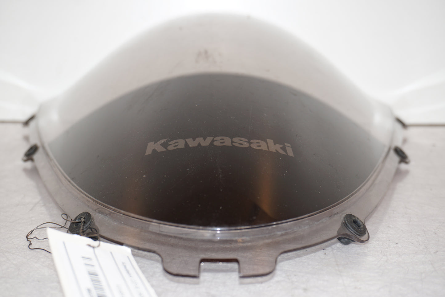 Framsidan på Vindruta från en Kawasaki ZZ-R 1400 -2010 motorcykel.