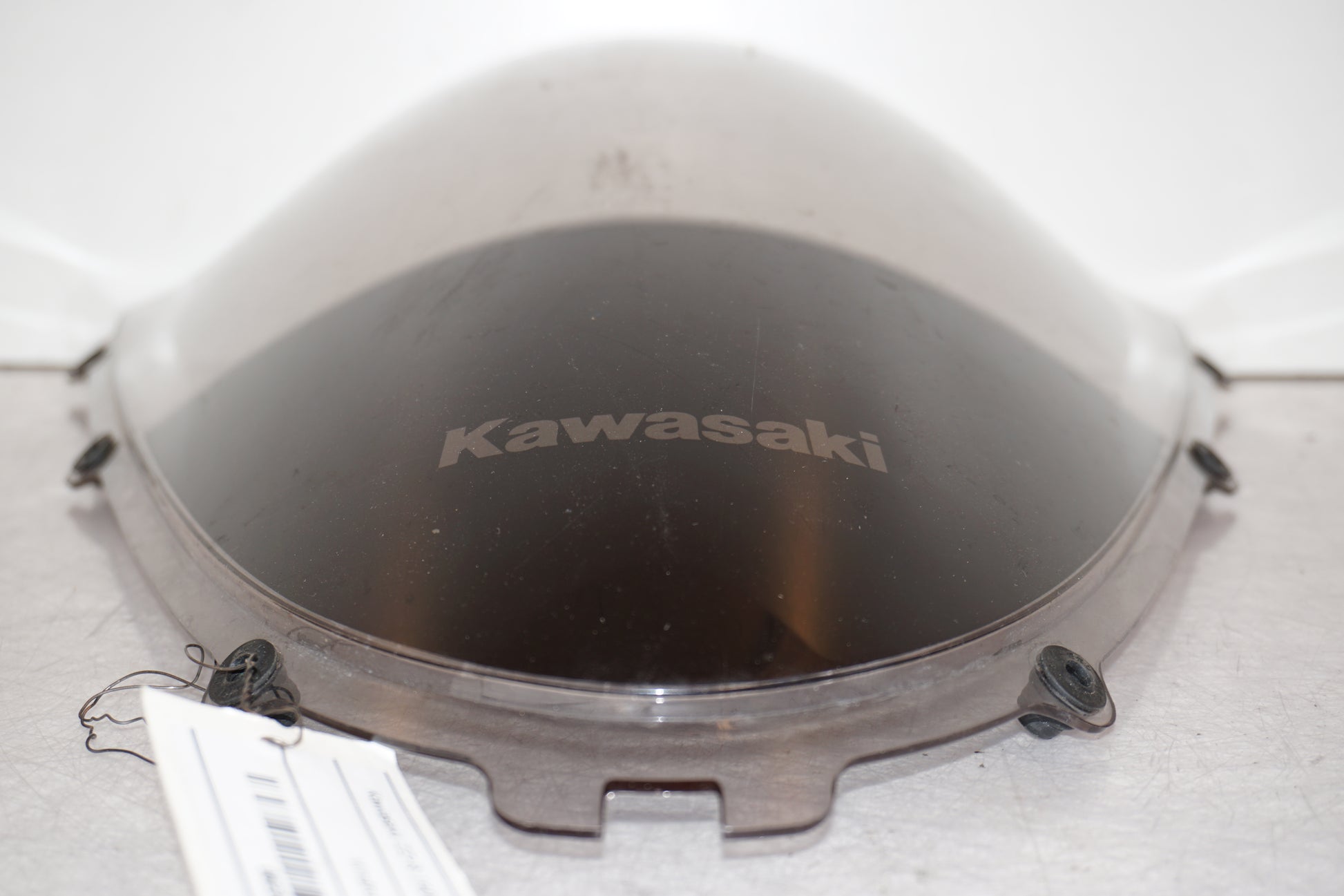 Framsidan på Vindruta från en Kawasaki ZZ-R 1400 -2010 motorcykel.