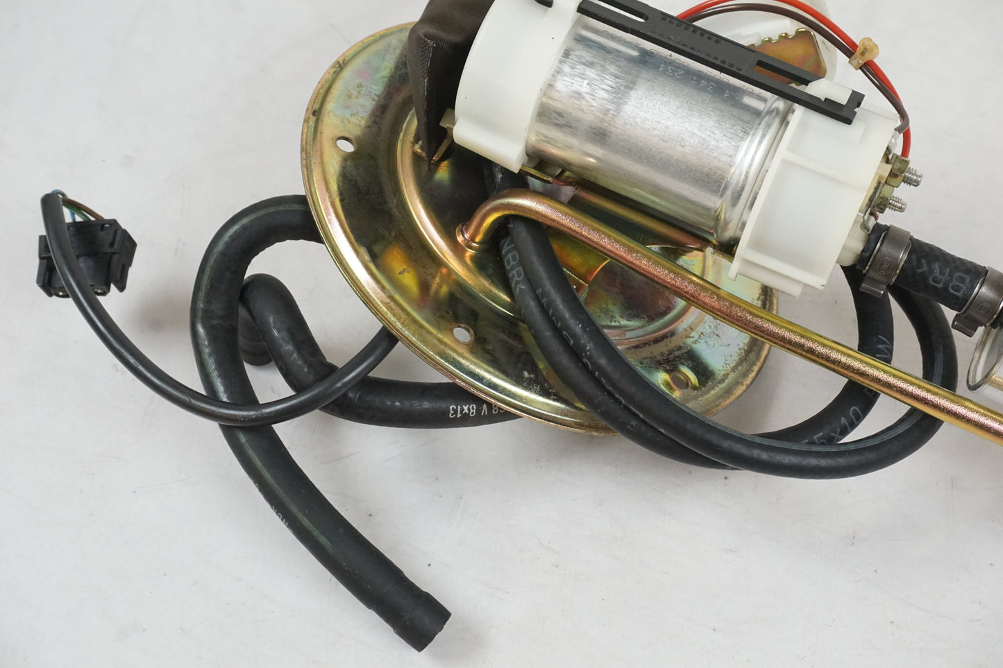 Extrabild1 på Bensinpump insprut från en BMW R 850 C -1999 motorcykel.