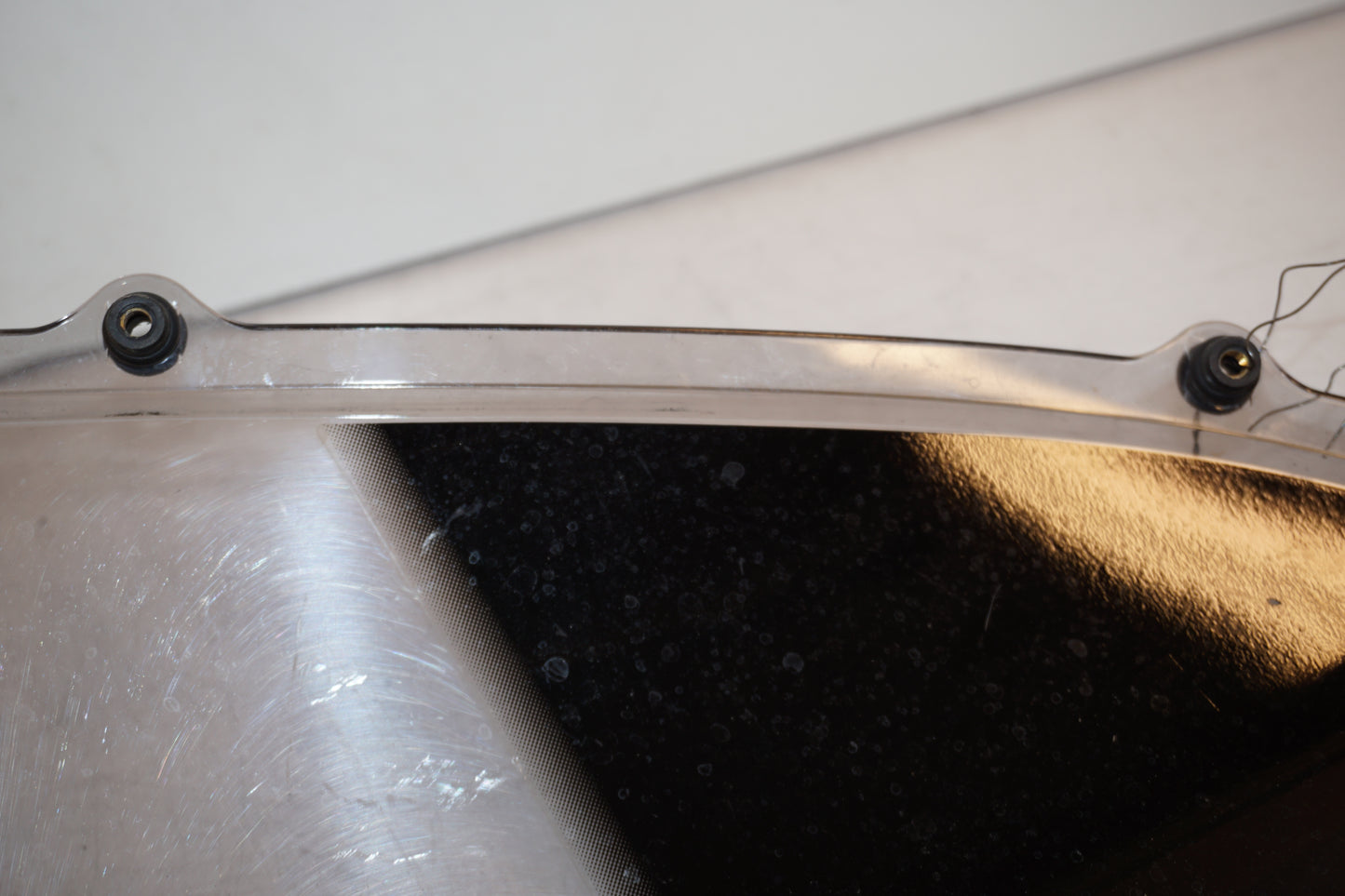 Extrabild5 på Vindruta från en Kawasaki ZZ-R 1400 -2010 motorcykel.