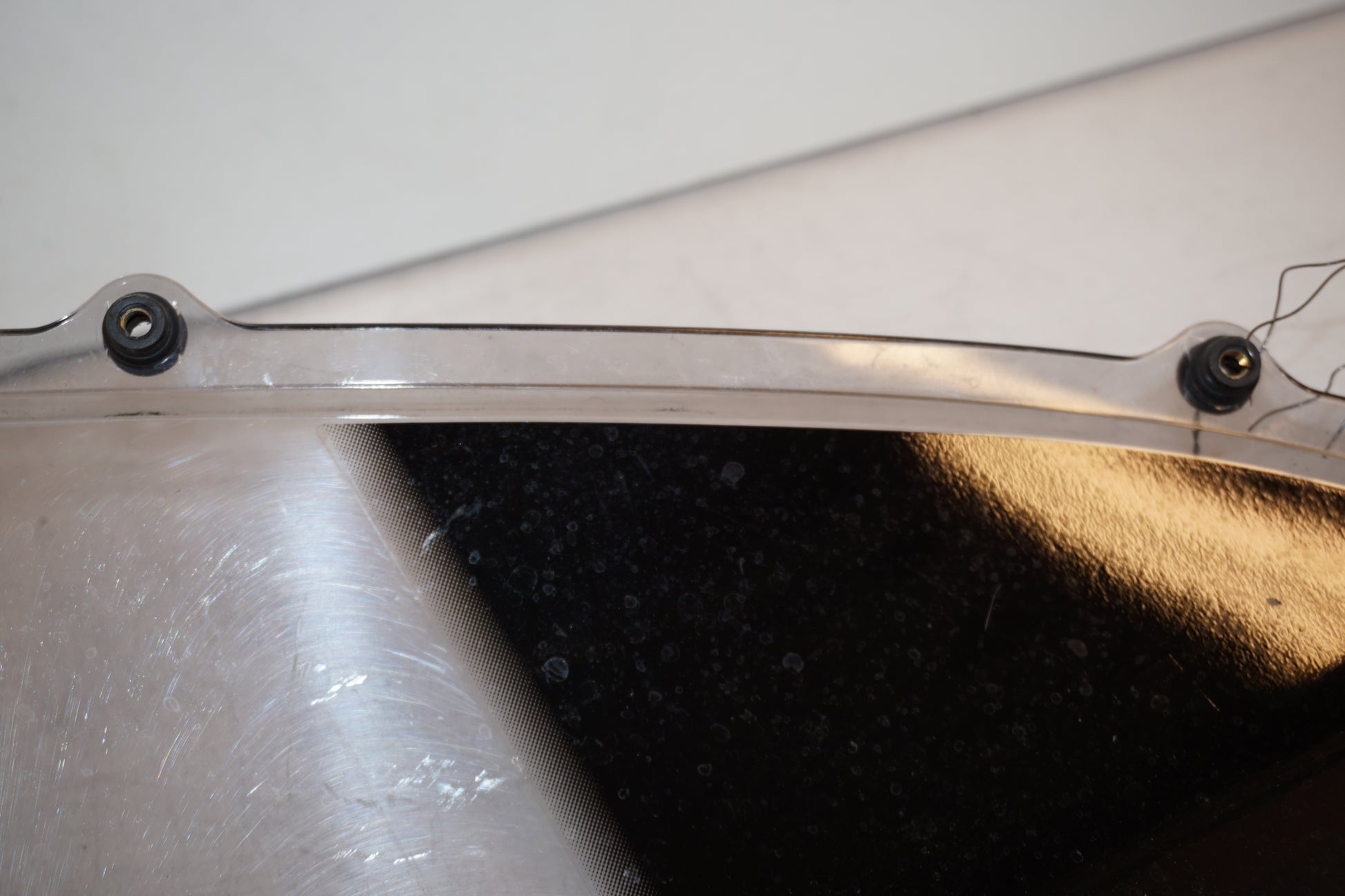 Extrabild5 på Vindruta från en Kawasaki ZZ-R 1400 -2010 motorcykel.