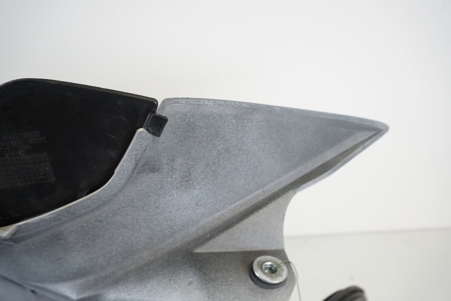 Extrabild5 på Bensintankskåpa från en Honda CBR 1000 RR -2006 motorcykel.