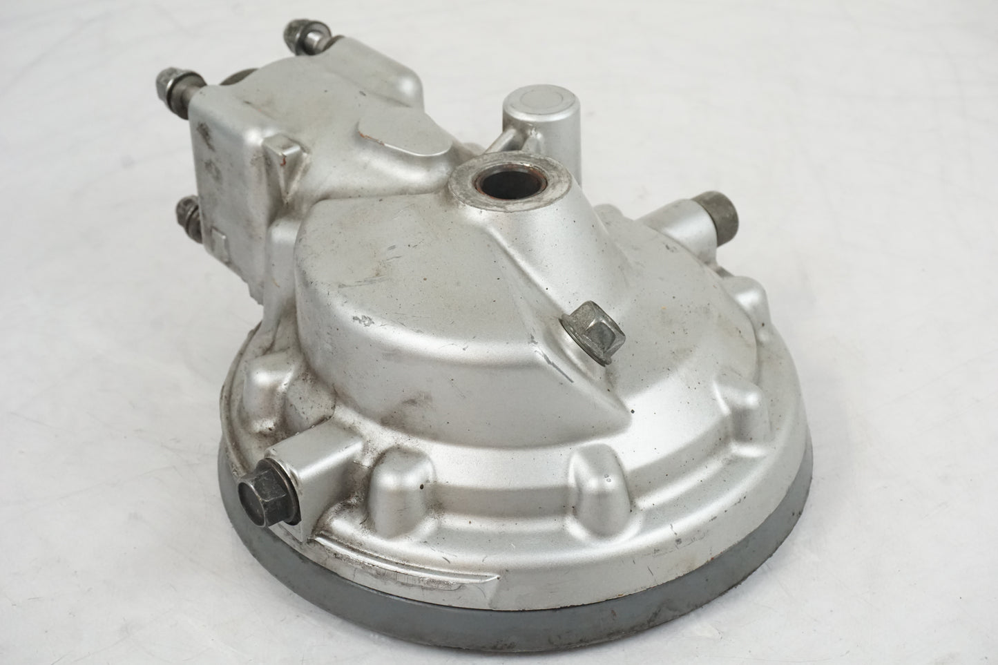 Vänster sida på Slutväxel från en Yamaha FJR 1300 -2016 motorcykel.