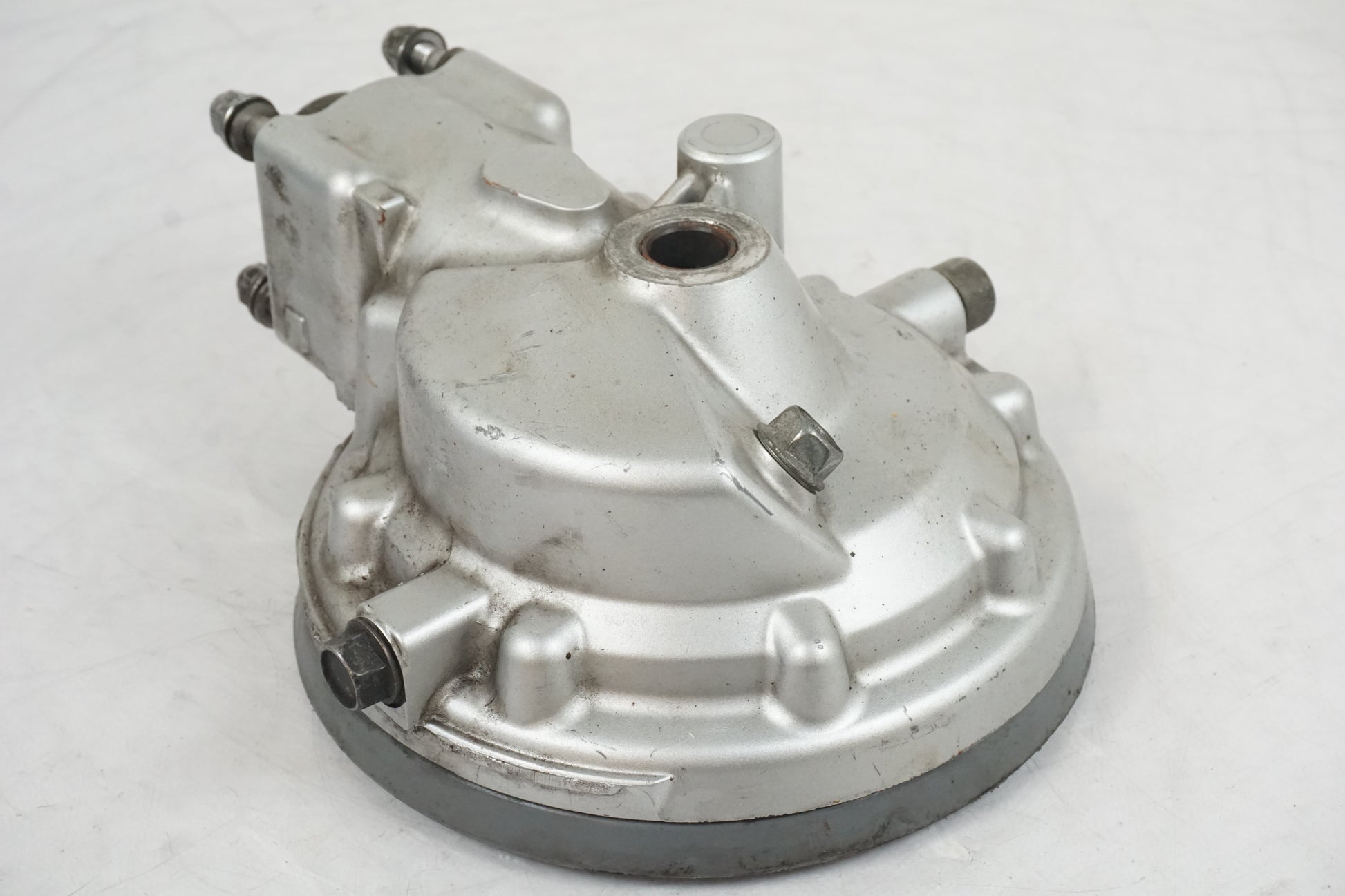 Vänster sida på Slutväxel från en Yamaha FJR 1300 -2016 motorcykel.