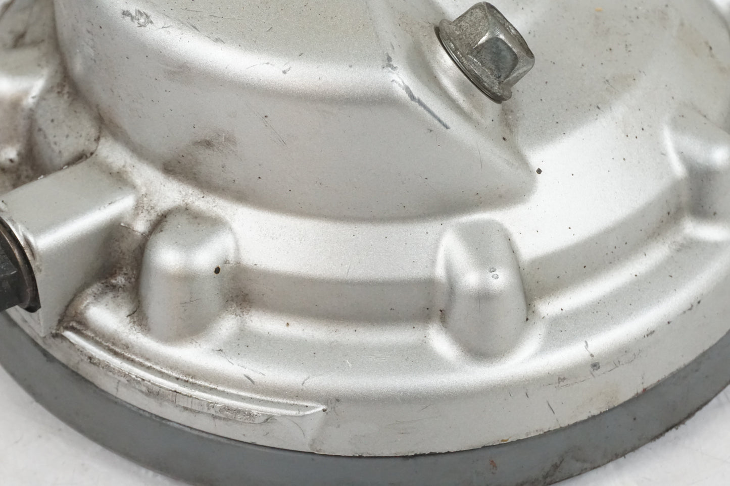 Snett uppifrån på Slutväxel från en Yamaha FJR 1300 -2016 motorcykel.