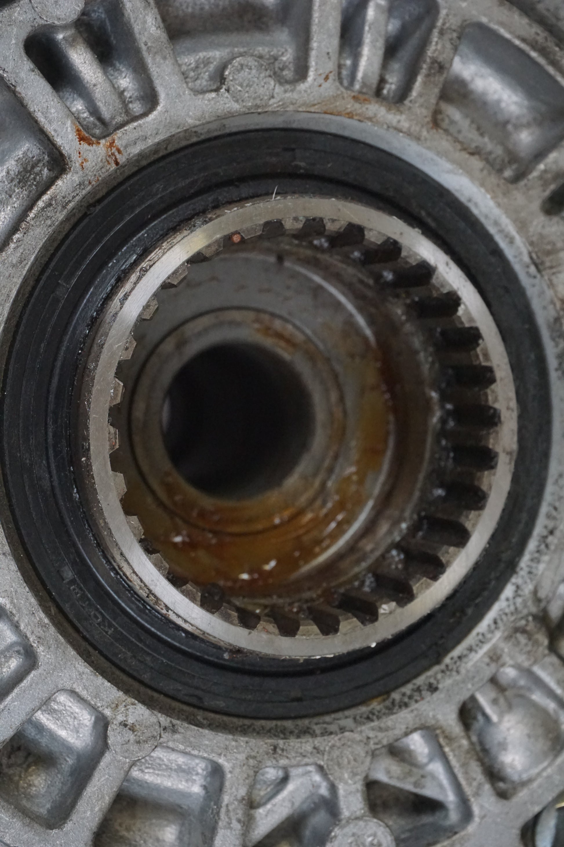 Extrabild5 på Slutväxel från en Yamaha FJR 1300 -2016 motorcykel.