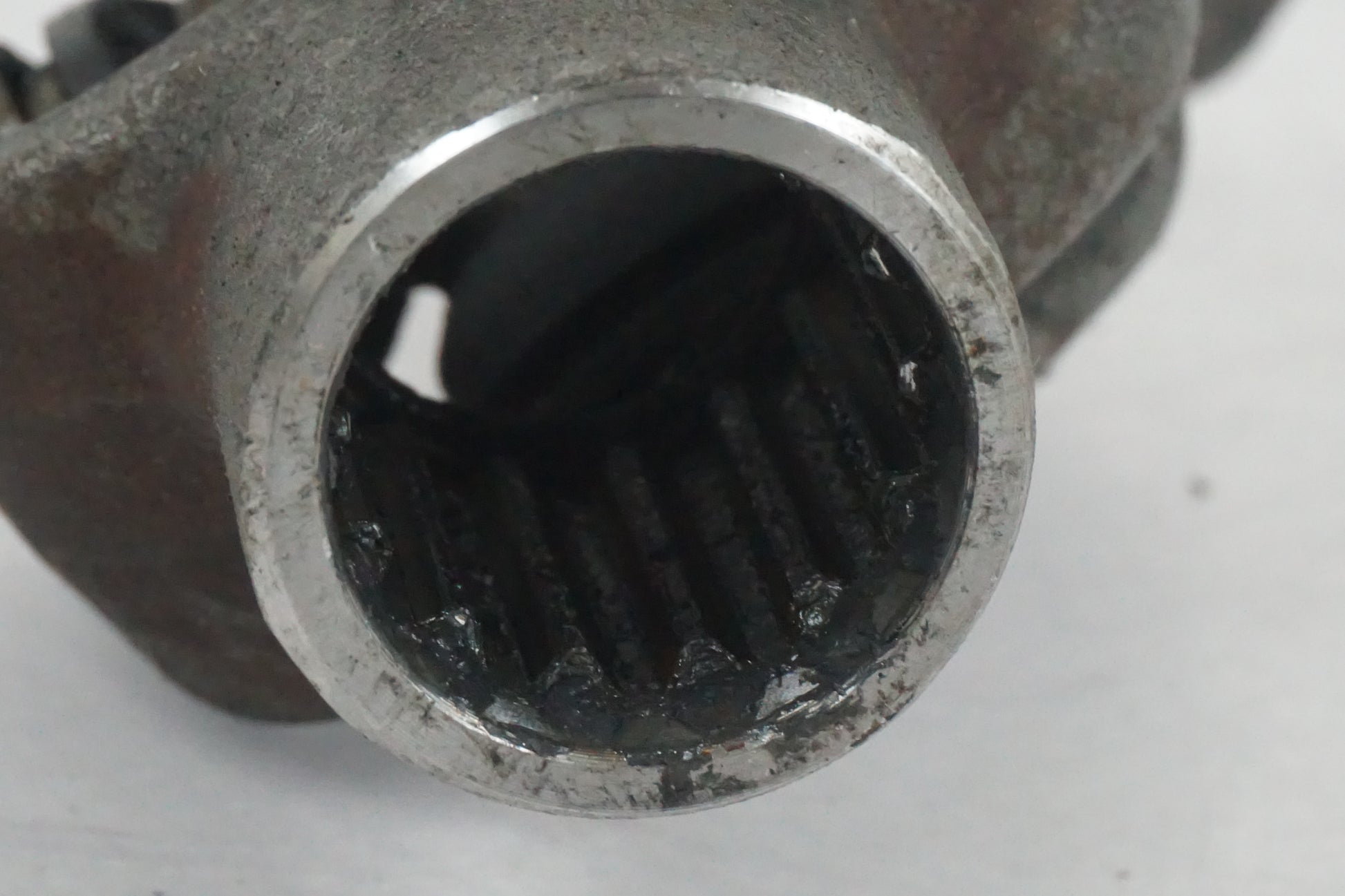 Höger sida på Kardanknut från en Yamaha FJR 1300 -2002 motorcykel.