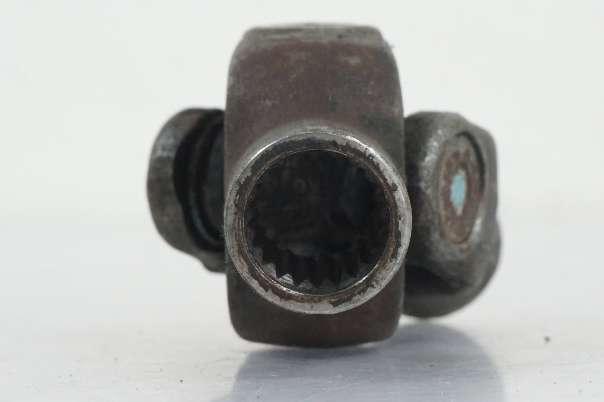 Snett uppifrån på Kardanknut från en Yamaha FJR 1300 -2002 motorcykel.