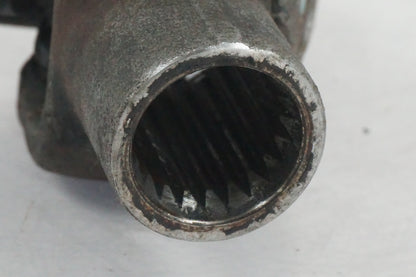 Snett nerifrån på Kardanknut från en Yamaha FJR 1300 -2002 motorcykel.