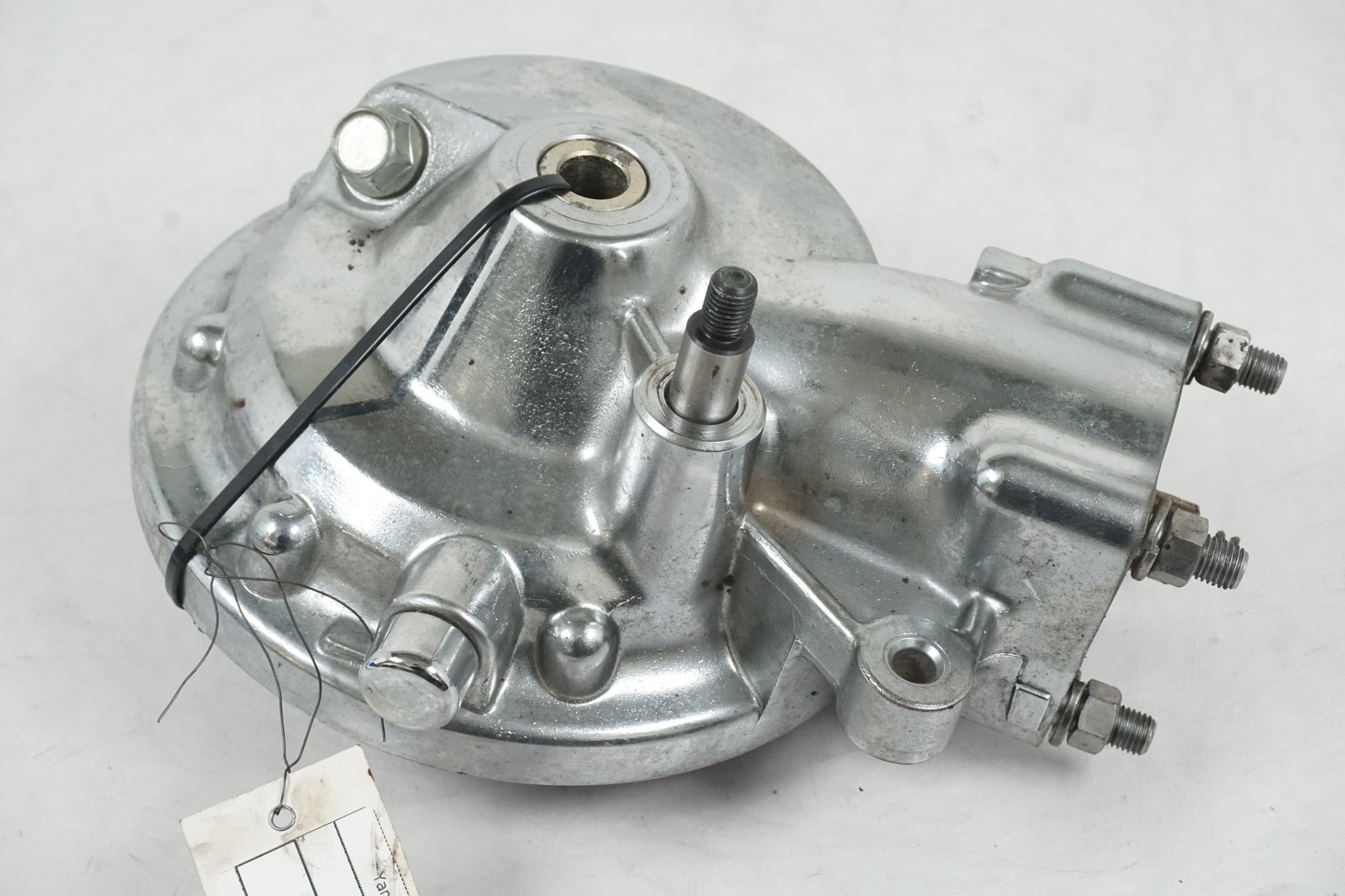 Framsidan på Slutväxel från en Yamaha XV 535 -1999 motorcykel.