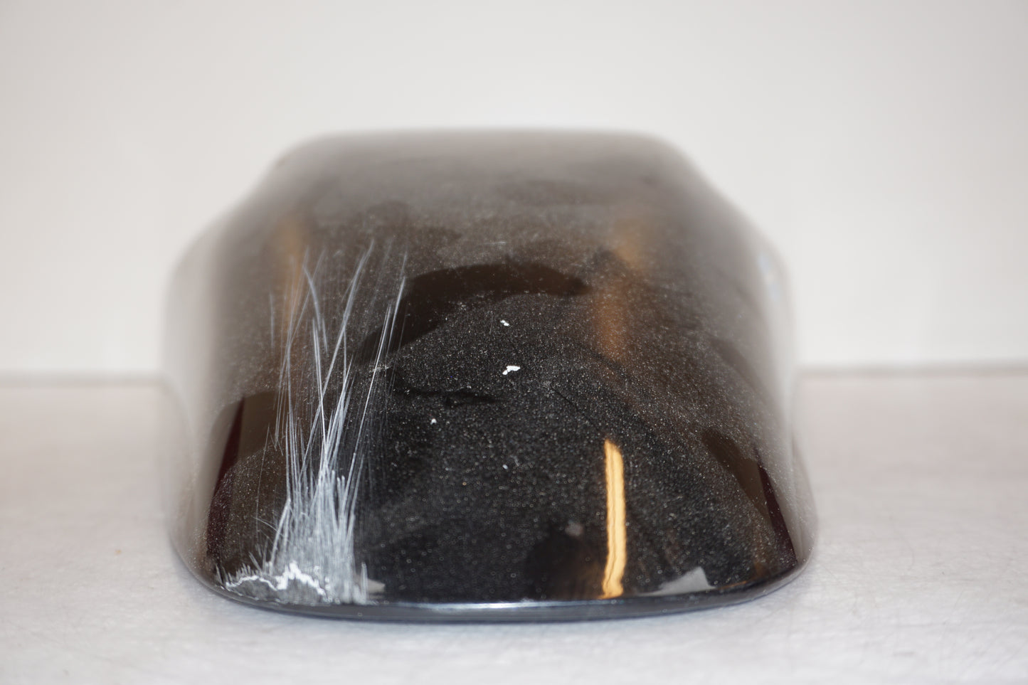 Snett uppifrån på Framskärm från en Suzuki RF 900 R -1998 motorcykel.