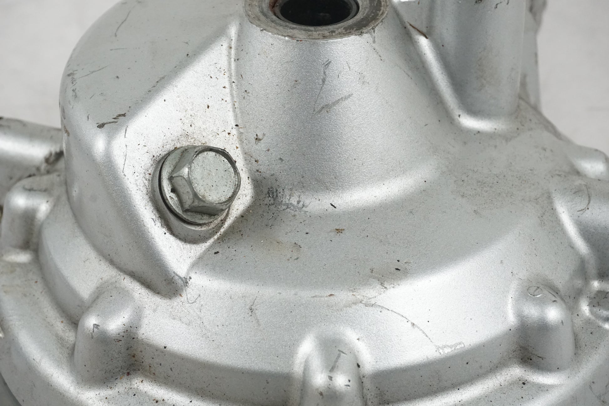 Snett uppifrån på Slutväxel från en Yamaha FJR 1300 -2002 motorcykel.