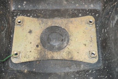 Extrabild3 på Framskärm från en Suzuki RF 900 R -1998 motorcykel.