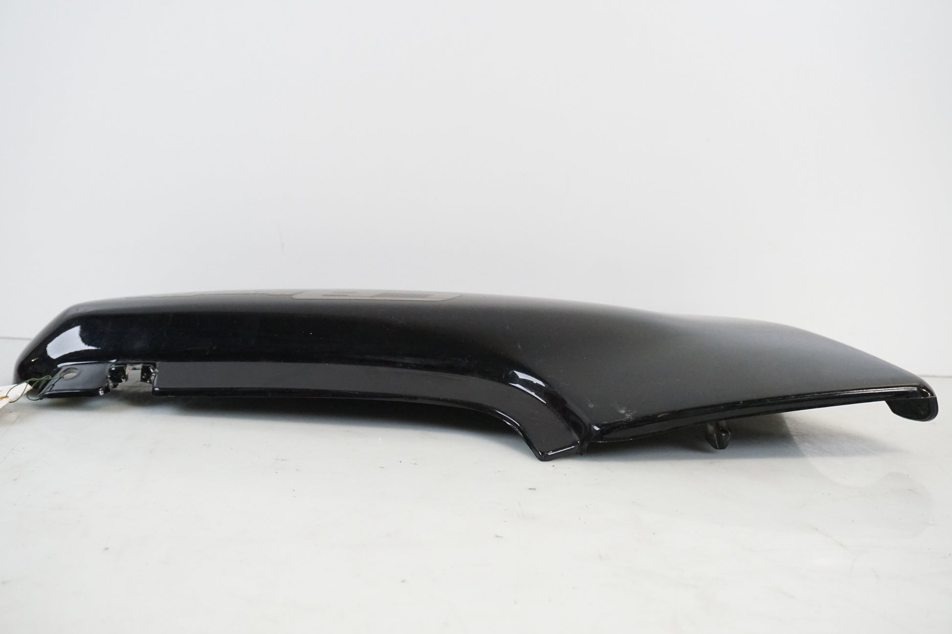 Vänster sida på Sidopanel från en Honda CB 750 SF -1999 motorcykel.