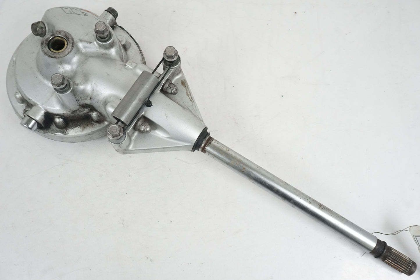 Framsidan på Slutväxel från en Yamaha XVS 1100 -2000 motorcykel.