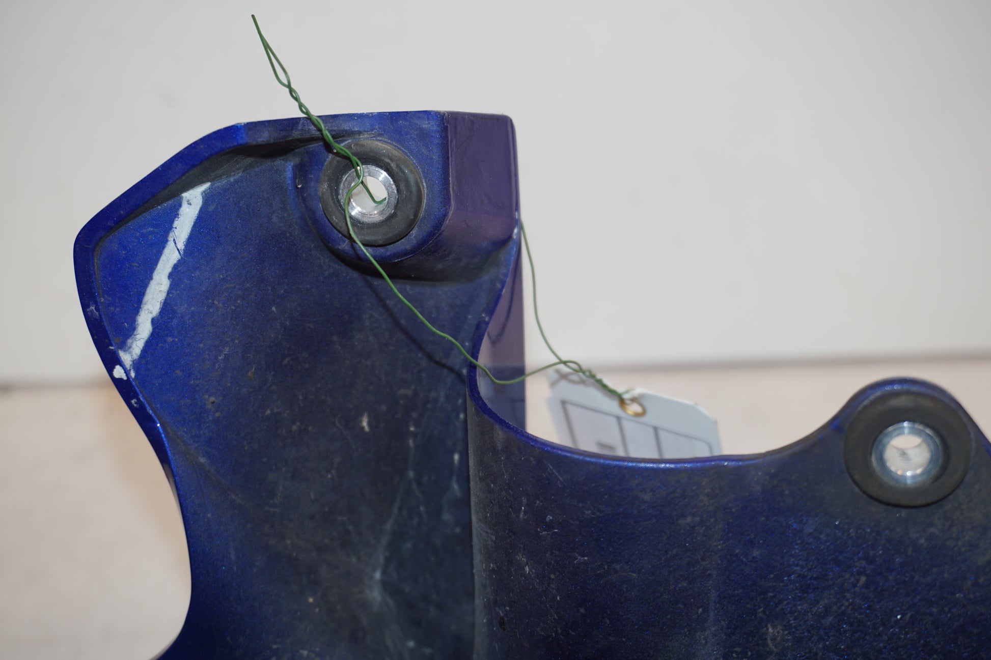 Extrabild2 på Framskärm från en Yamaha YZF R6 -2006 motorcykel.