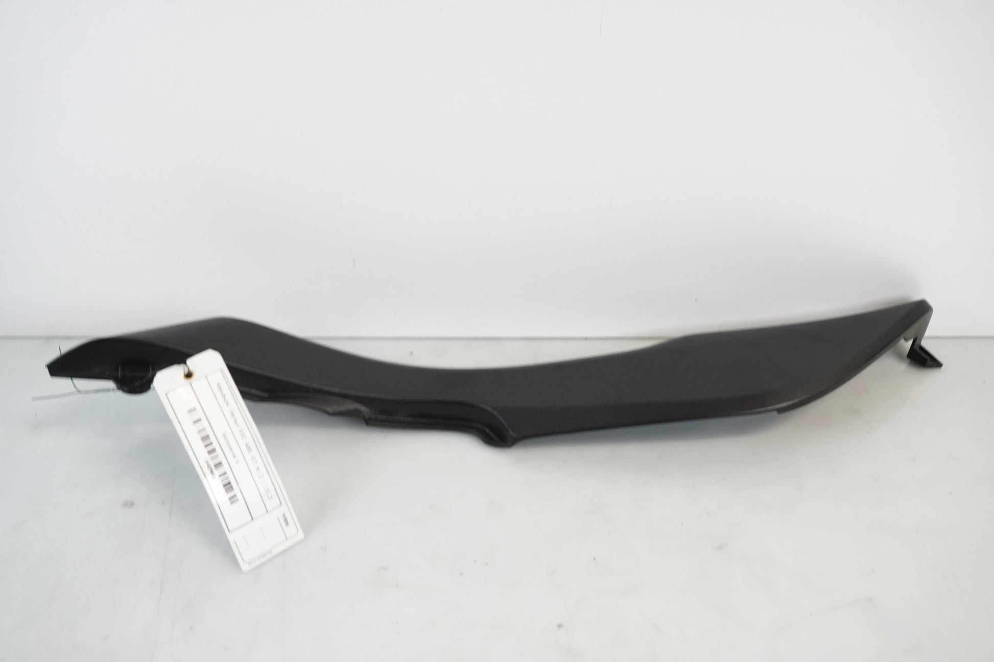 Baksidan på Sidopanel från en Kawasaki Versys 650 -2007 motorcykel.