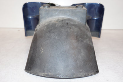 Vänster sida på Framskärm från en Suzuki GSX 1100 F -1988 motorcykel.