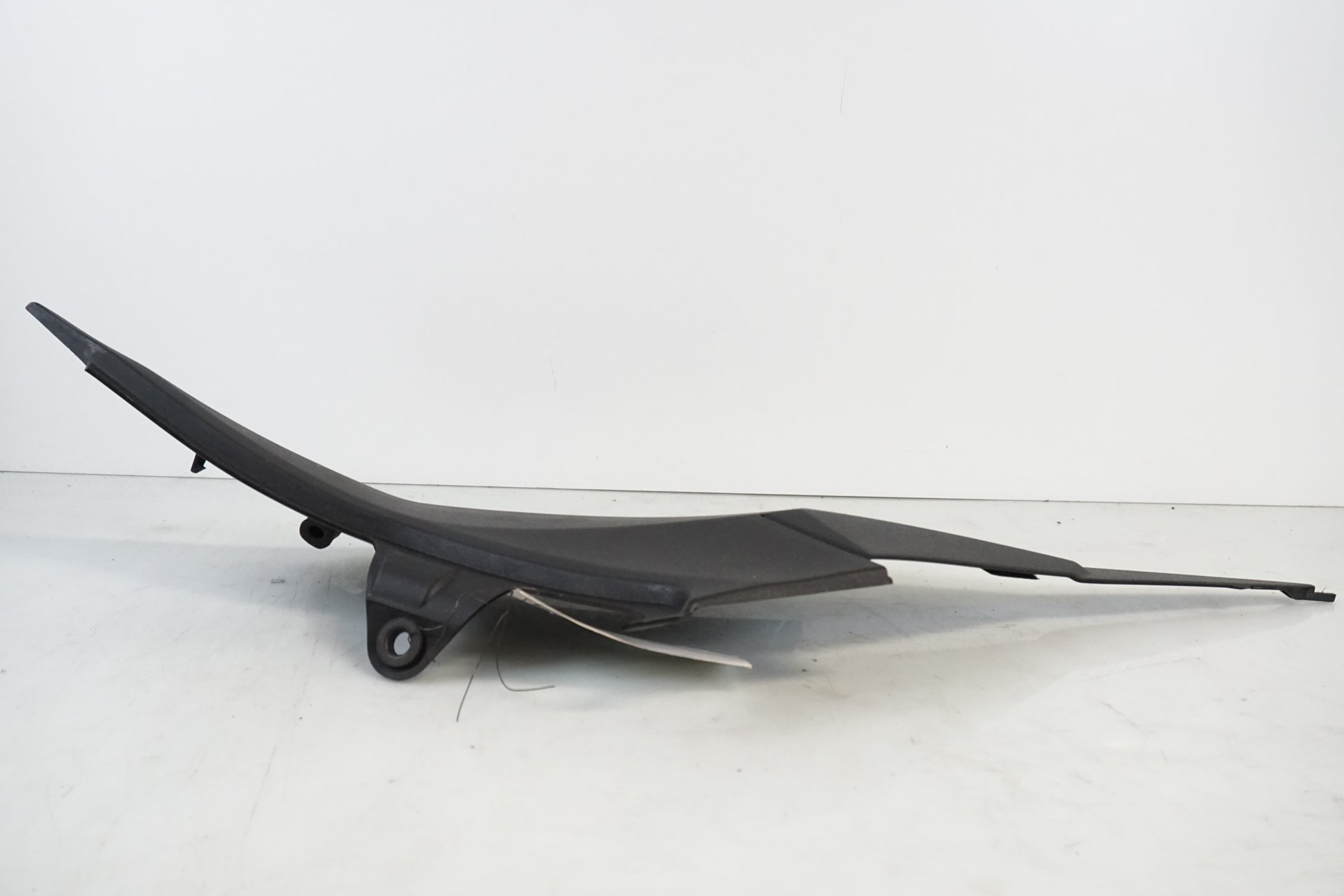 Vänster sida på Sidopanel från en Kawasaki Z 800 -2014 motorcykel.