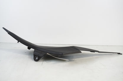 Vänster sida på Sidopanel från en Kawasaki Z 800 -2014 motorcykel.