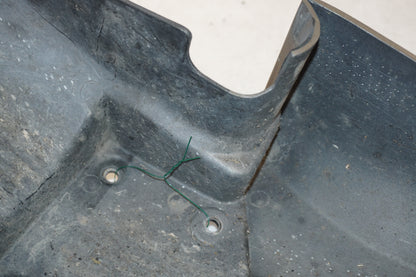 Extrabild5 på Framskärm från en Suzuki GSX 1100 F -1991 motorcykel.