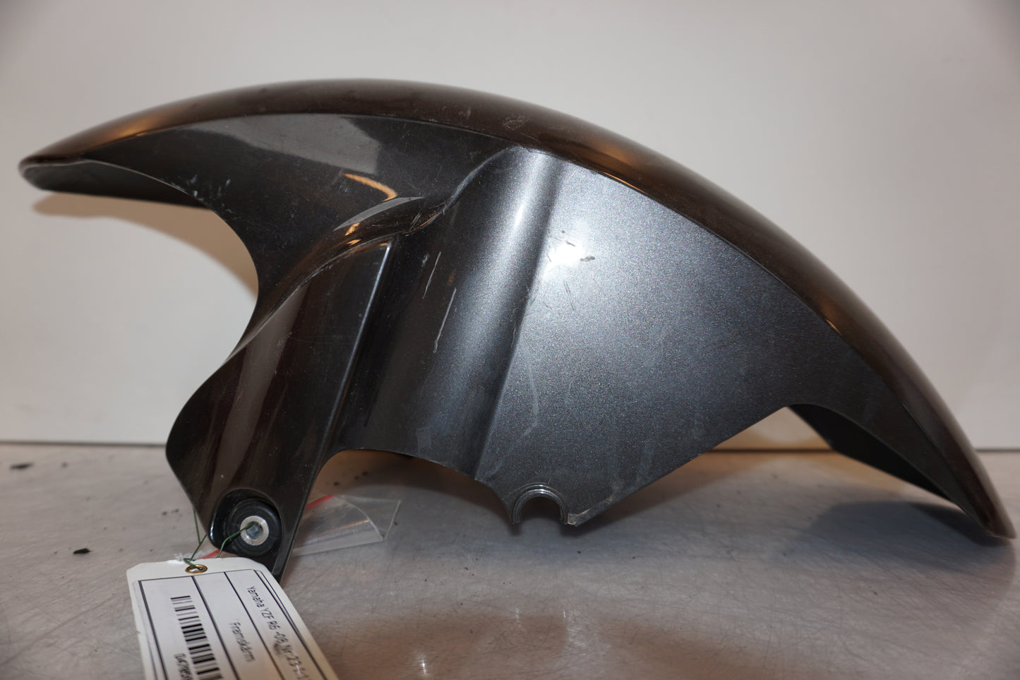 Höger sida på Framskärm från en Yamaha YZF R6 -2008 motorcykel.