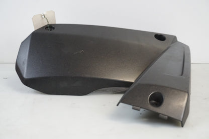 Vänster sida på Sidopanel från en Kawasaki ZX-10R -2008 motorcykel.