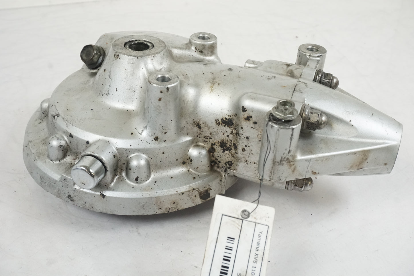 Baksidan på Slutväxel från en Yamaha XVS 1100 -2006 motorcykel.