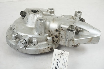 Baksidan på Slutväxel från en Yamaha XVS 1100 -2006 motorcykel.