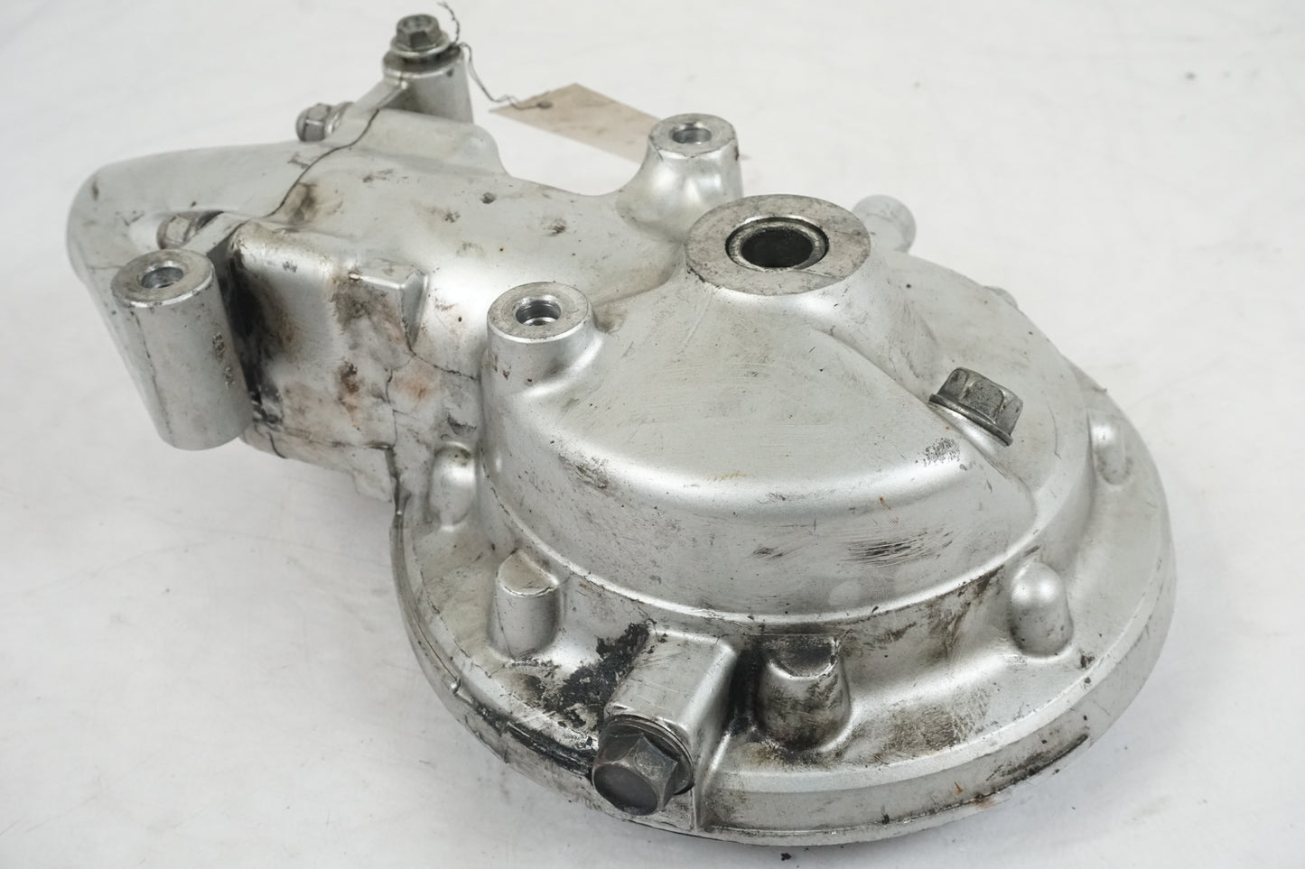 Snett uppifrån på Slutväxel från en Yamaha XVS 1100 -2006 motorcykel.