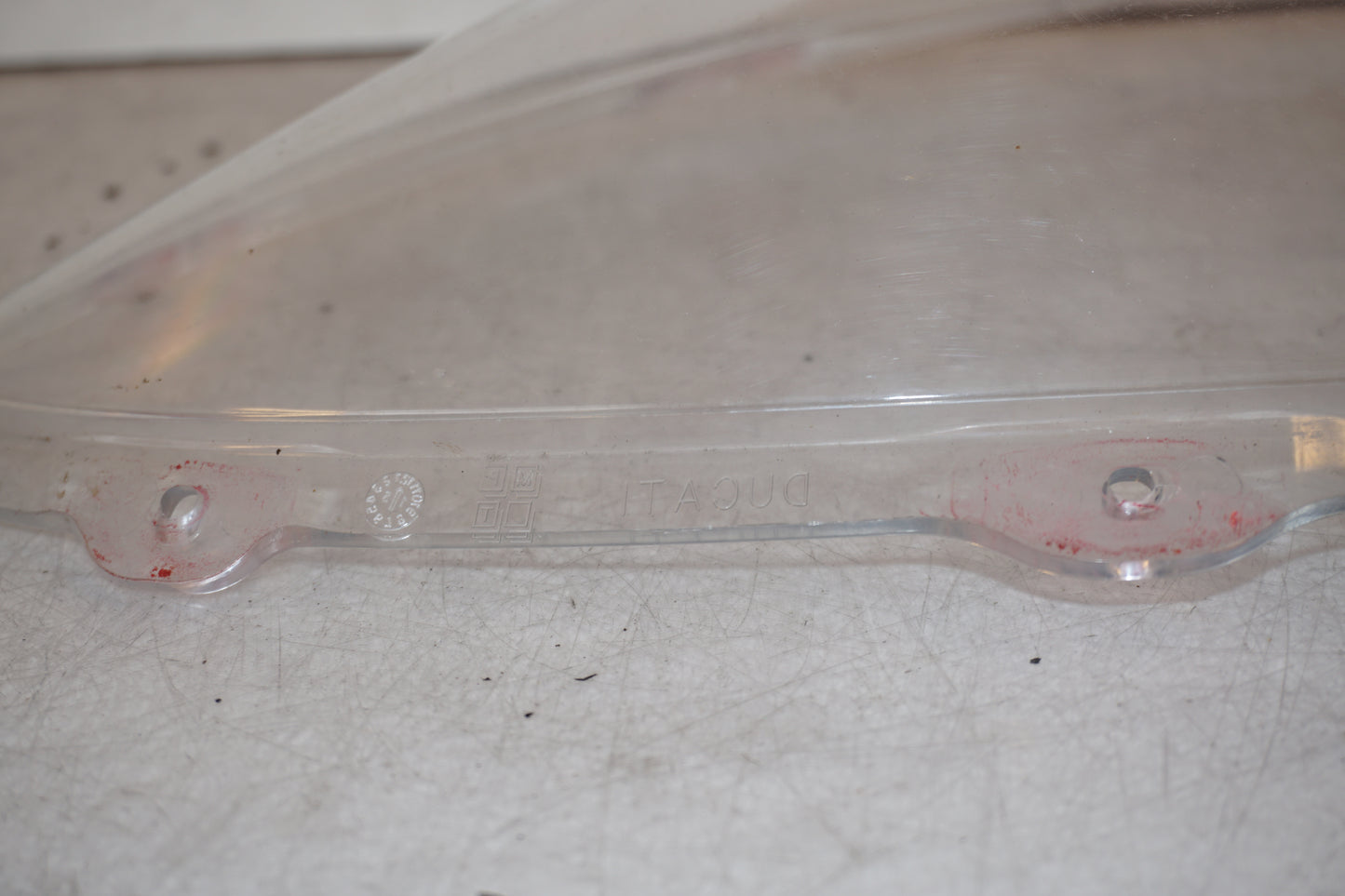 Extrabild3 på Vindruta från en Ducati Panigale 959 -2016 motorcykel.