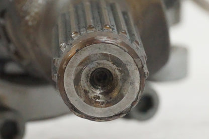 Snett uppifrån på Slutväxel från en BMW R 850 C -1999 motorcykel.