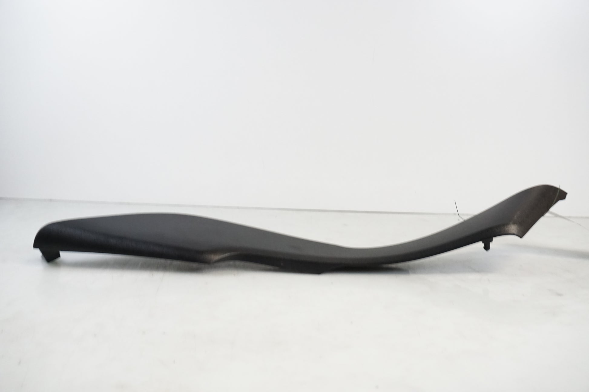 Vänster sida på Sidopanel från en Kawasaki Versys 650 -2009 motorcykel.