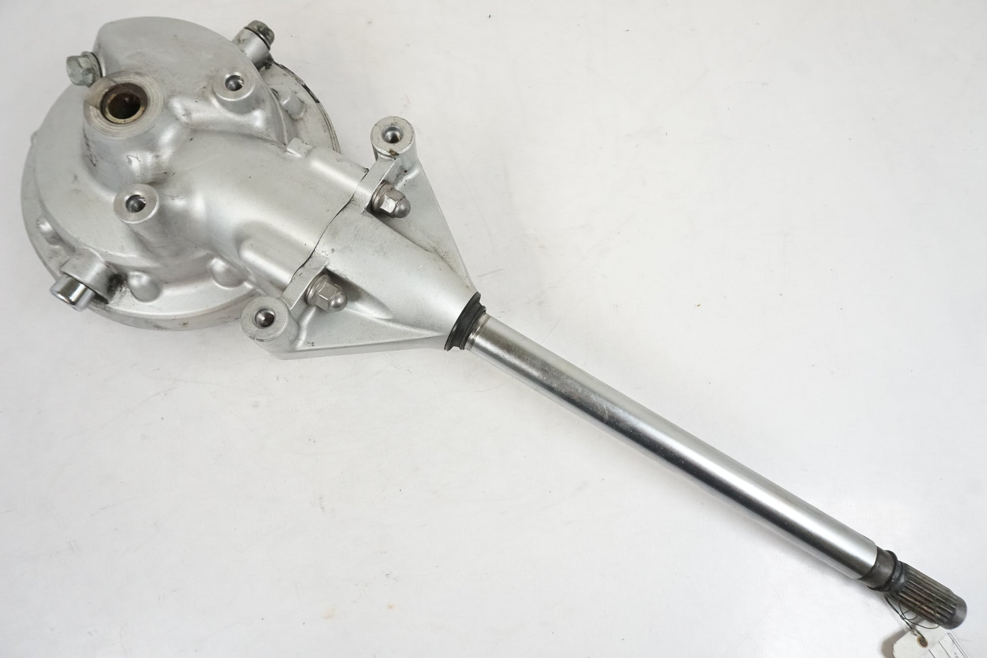 Framsidan på Slutväxel från en Yamaha XVS 1100 -2000 motorcykel.