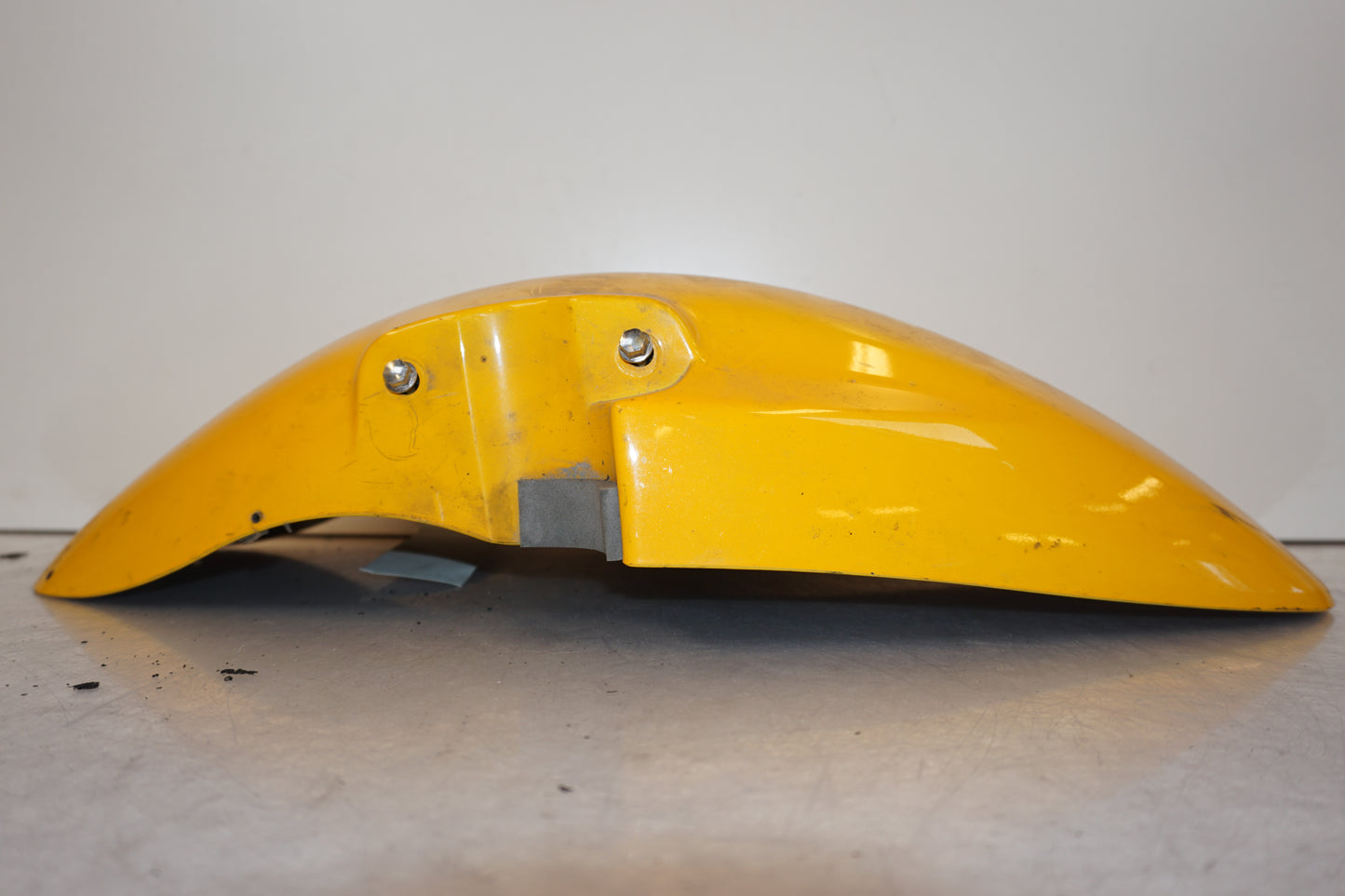 Höger sida på Framskärm från en Suzuki SV 650 -1999 motorcykel.