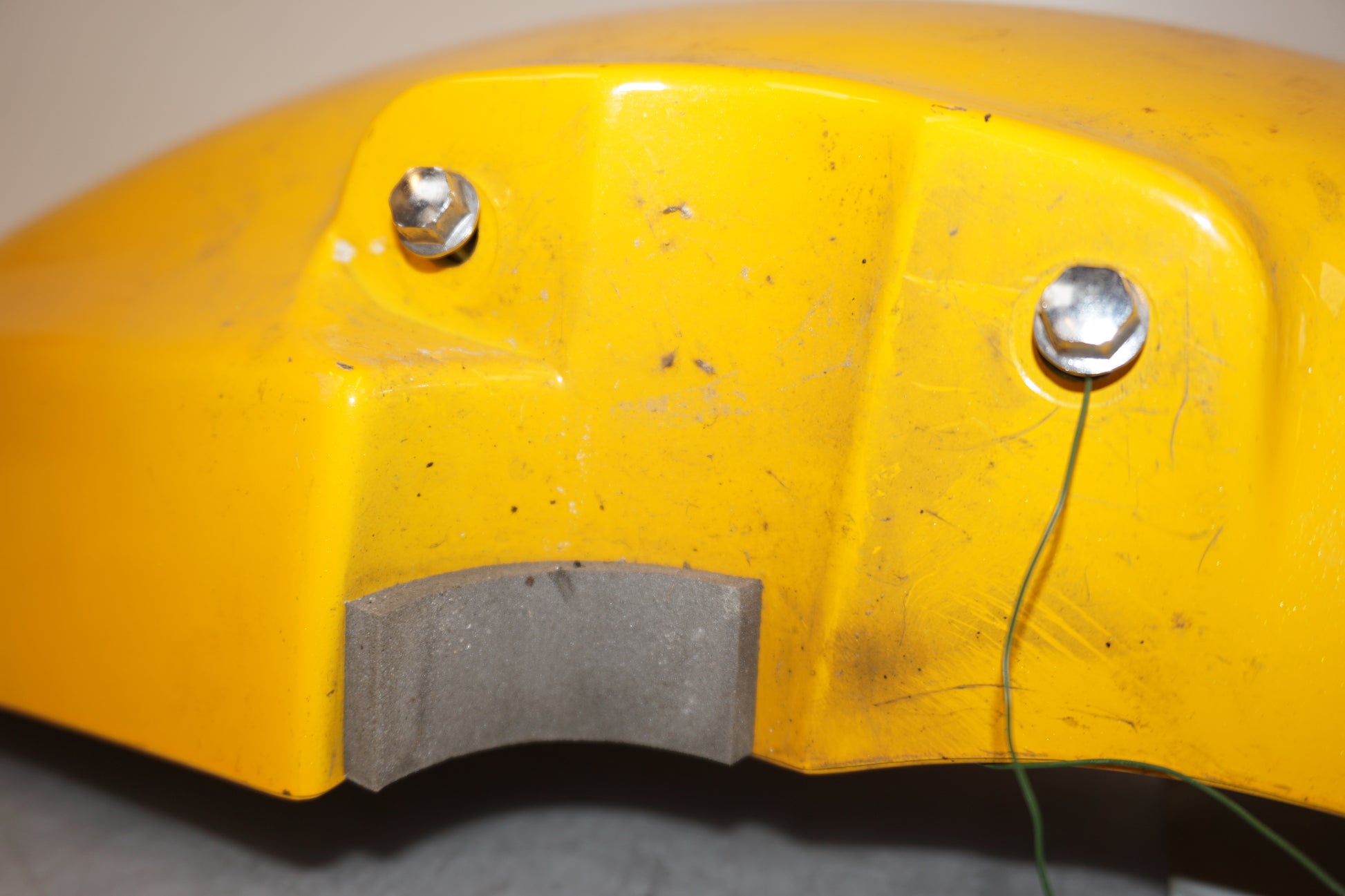 Extrabild1 på Framskärm från en Suzuki SV 650 -1999 motorcykel.