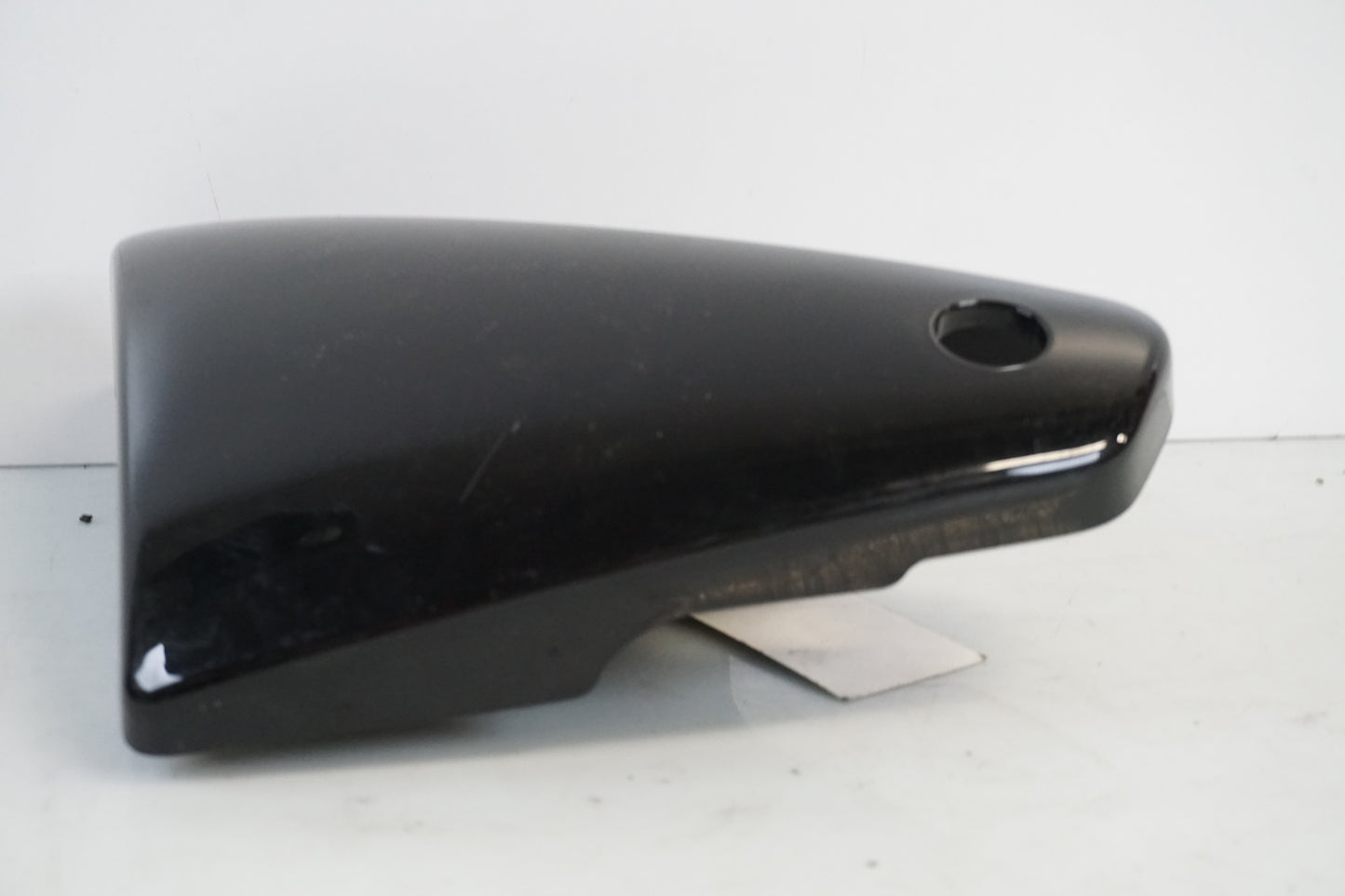 Baksidan på Sidopanel från en Kawasaki VN 900 -2008 motorcykel.