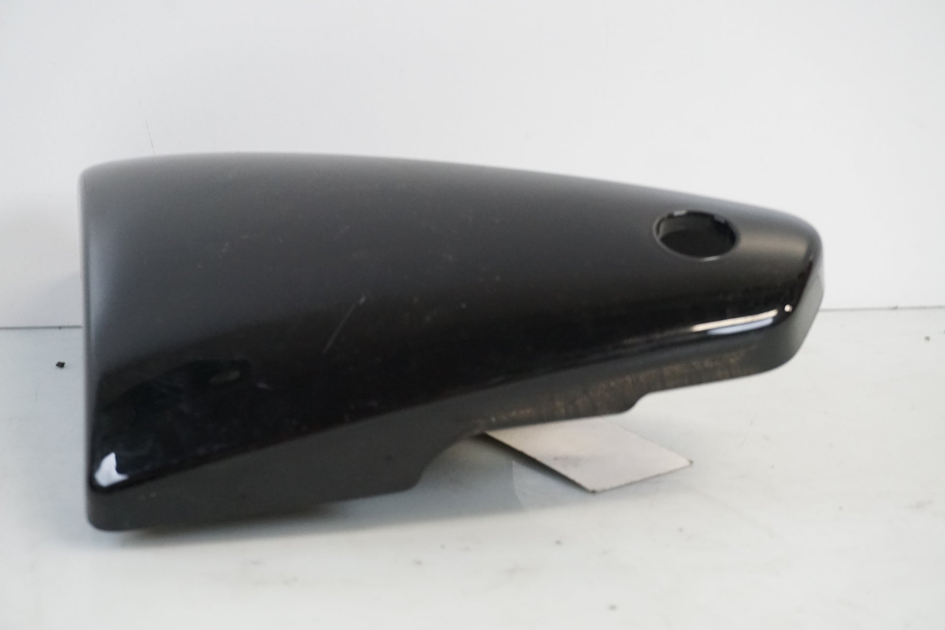 Baksidan på Sidopanel från en Kawasaki VN 900 -2008 motorcykel.