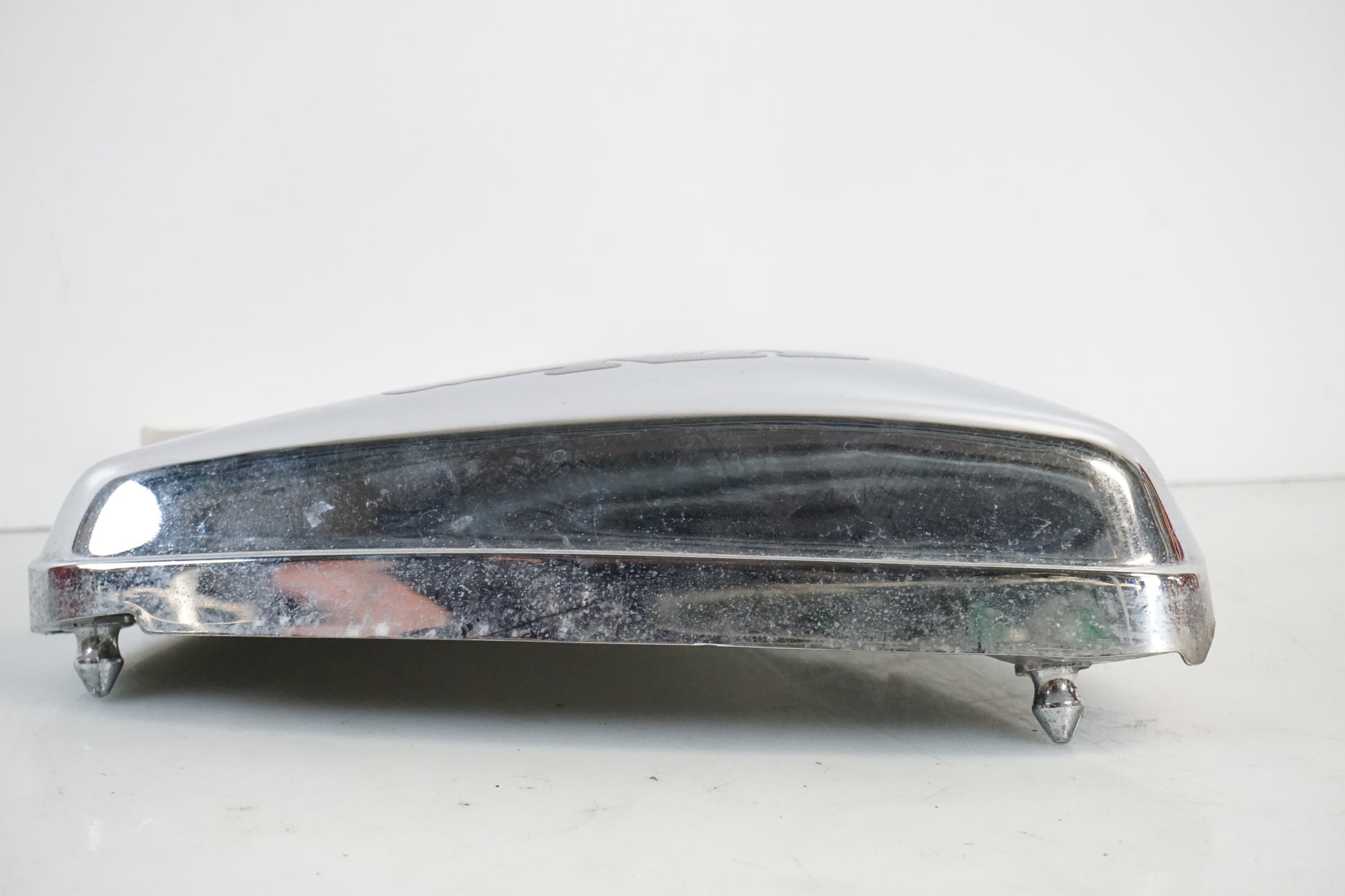 Vänster sida på Sidopanel från en Kawasaki VN 750 -1994 motorcykel.