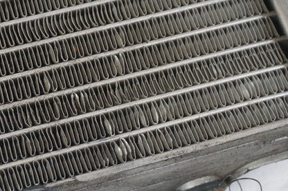 Snett uppifrån på Vattenkyl från en Gasgas SM450 -2007 motorcykel.