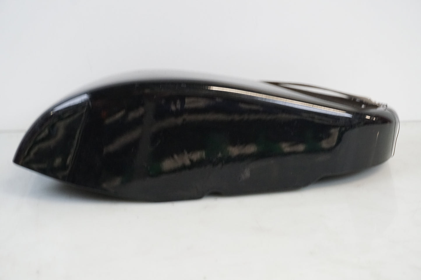 Vänster sida på Sidopanel från en Kawasaki VN 1500 Classic Tourer -2003 motorcykel.