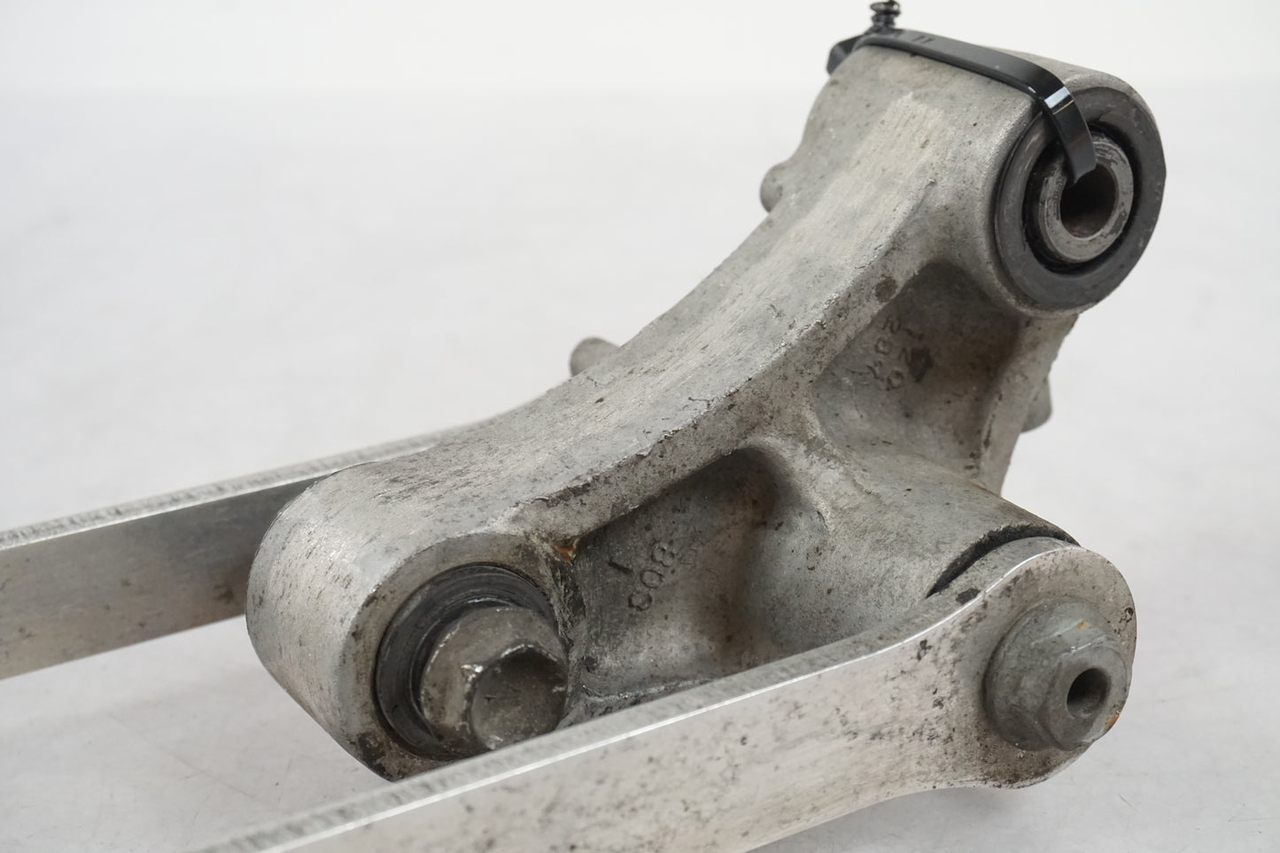 Støtdemperforbindelse