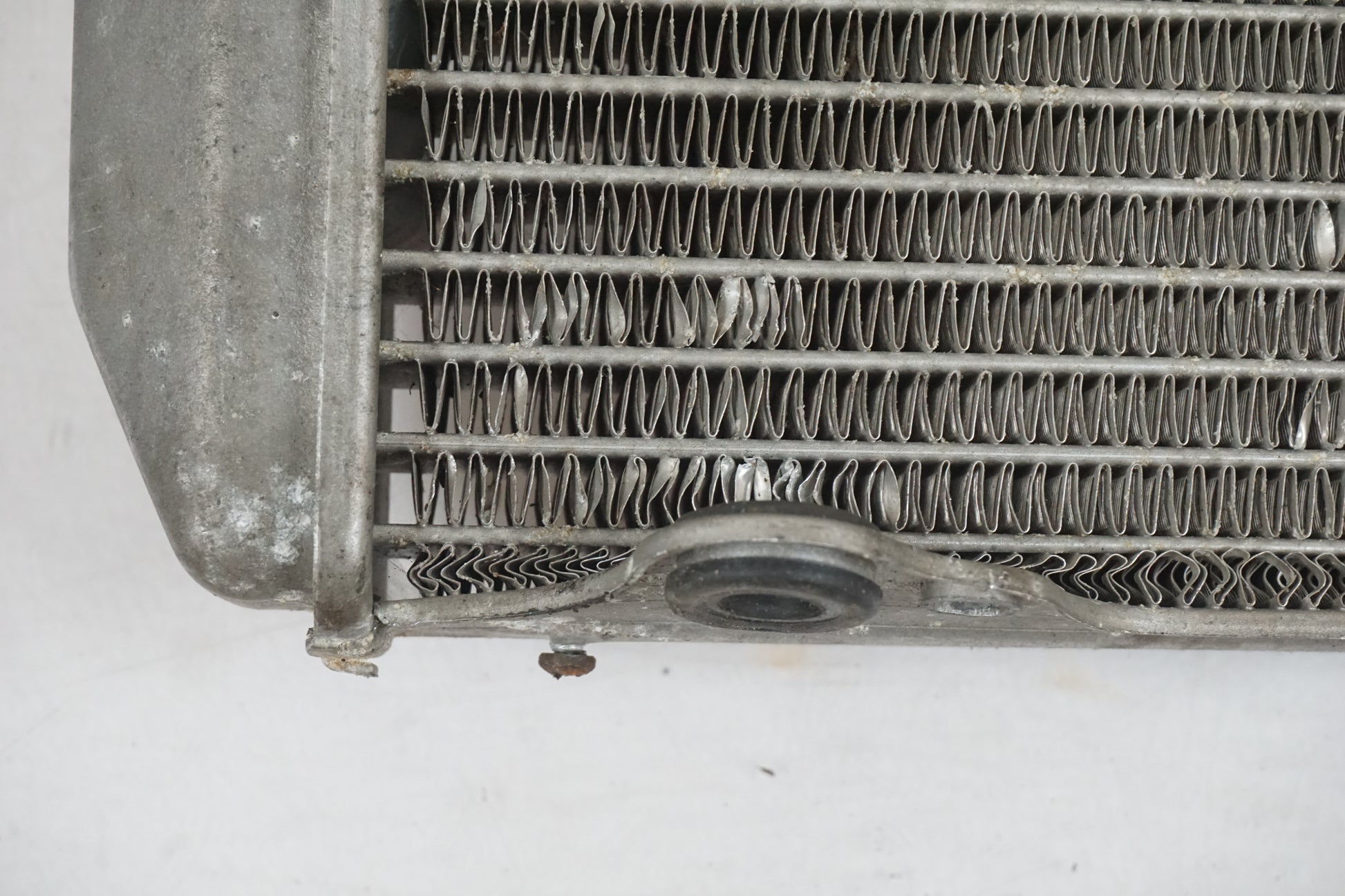 Extrabild5 på Vattenkyl från en Gasgas SM450 -2007 motorcykel.