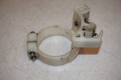 Baksidan på Framskärmsstag från en Yamaha TT 600 R -1997 motorcykel.