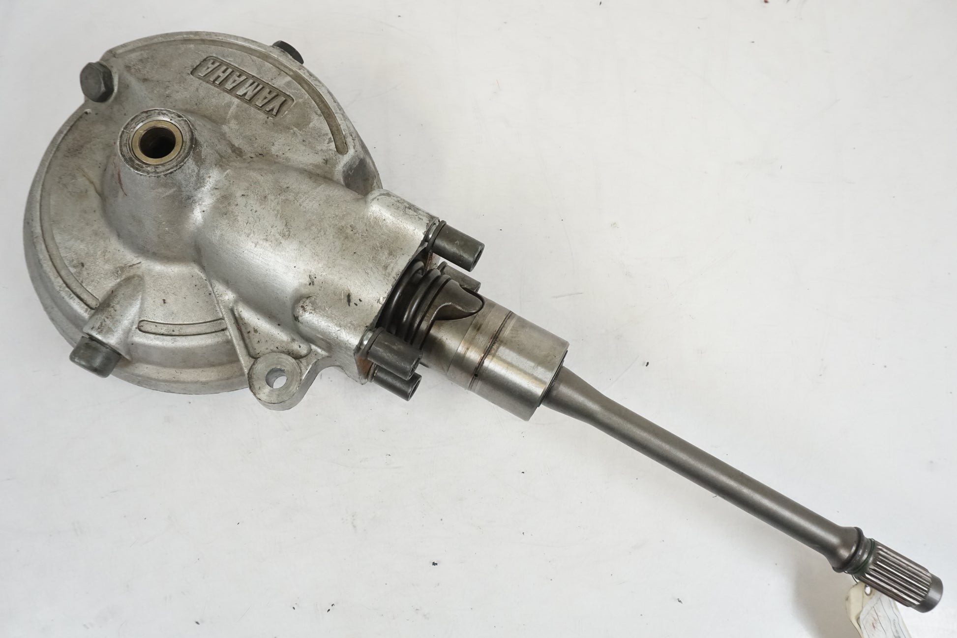 Framsidan på Slutväxel från en Yamaha XZ 550 -1982 motorcykel.