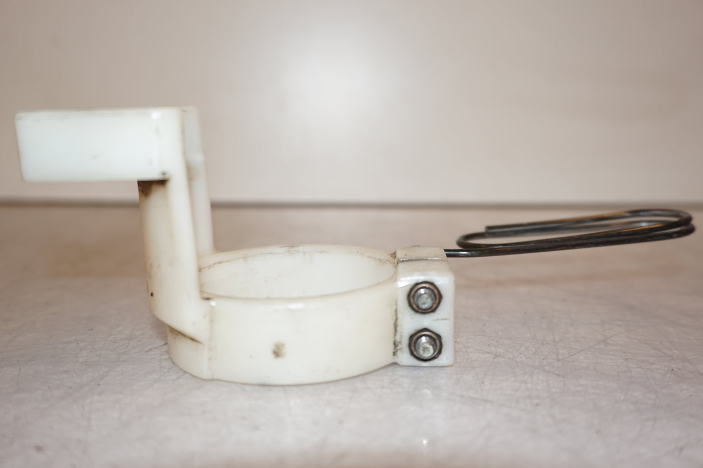 Extrabild5 på Framskärmsstag från en Yamaha TT 600 R -1997 motorcykel.