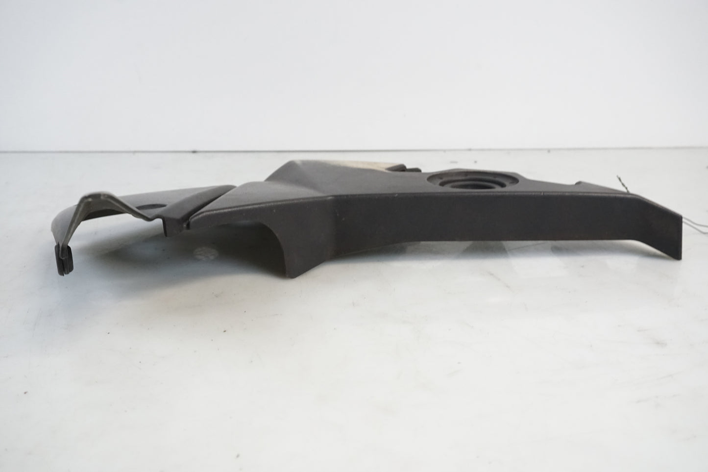 Vänster sida på Sidopanel från en Kawasaki Z 750 -2008 motorcykel.