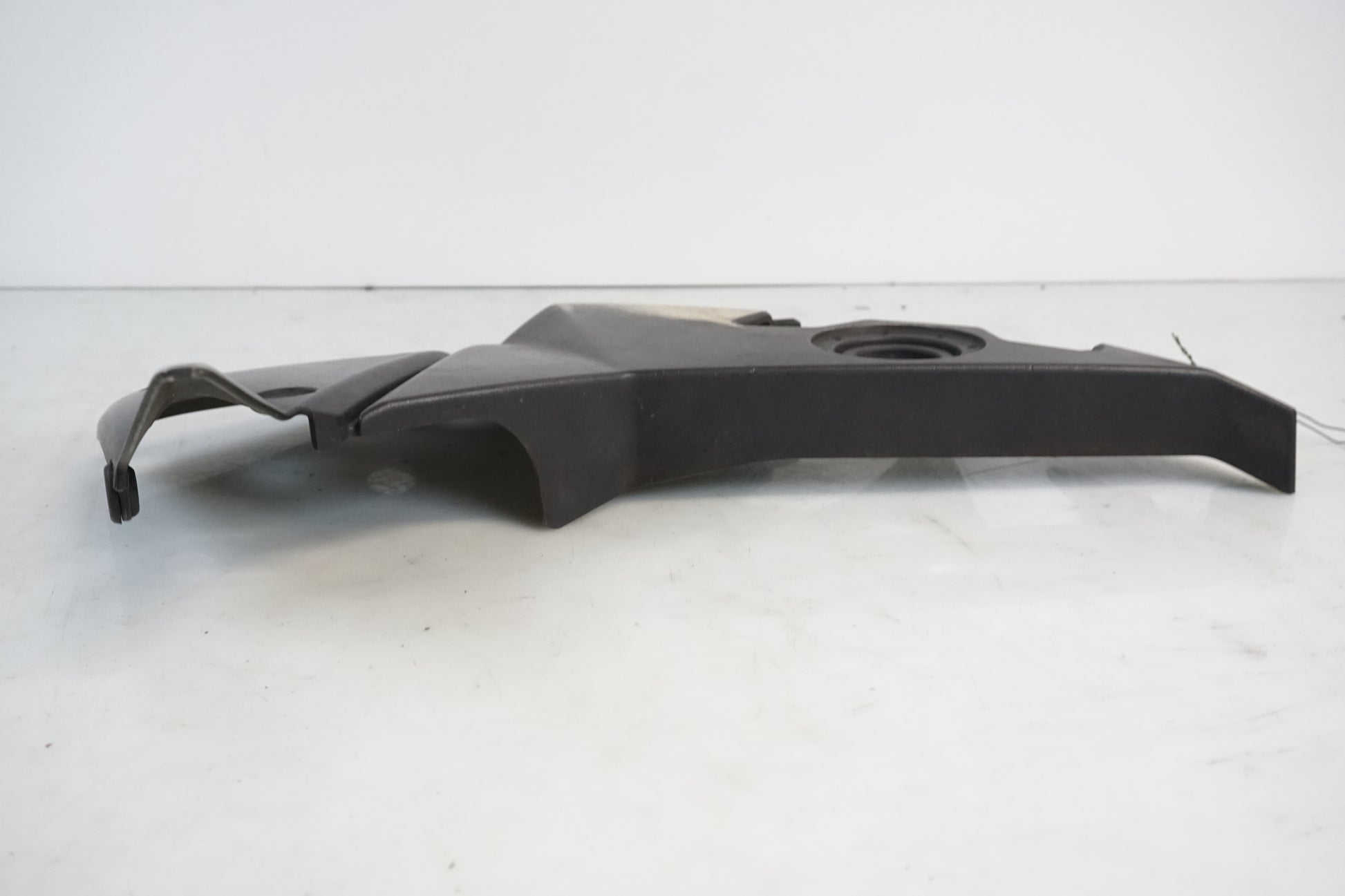 Vänster sida på Sidopanel från en Kawasaki Z 750 -2008 motorcykel.